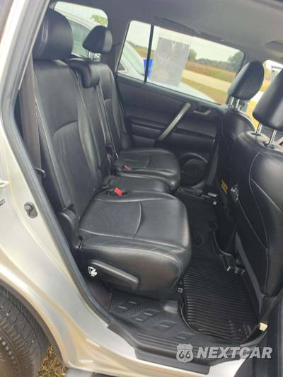 2010 Toyota Highlander SE - zdjęcie 17 z 21 - miniatura