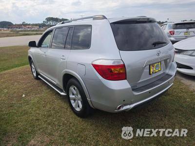 2010 Toyota Highlander SE - zdjęcie 2 z 21 - miniatura
