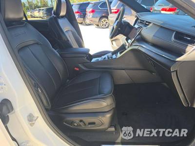 2023 Jeep Grand Cherokee 4xe Overland - zdjęcie 18 z 20 - miniatura