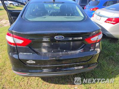2016 Ford Fusion SE - zdjęcie 14 z 20 - miniatura