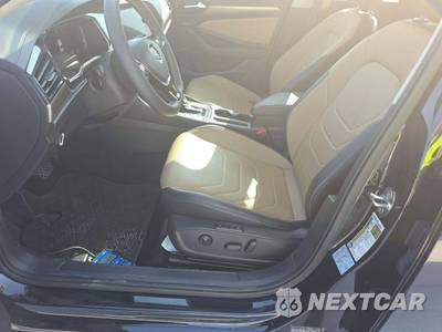 2021 Volkswagen Jetta SEL Premium - zdjęcie 3 z 17 - miniatura