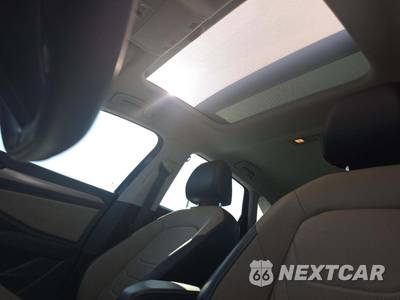 2021 Volkswagen Jetta SEL Premium - zdjęcie 8 z 17 - miniatura