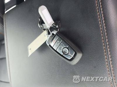 2025 Ford F-150 Hybrid Lariat Crew Cab Medium Bed - zdjęcie 8 z 20 - miniatura