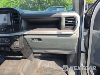 2022 Ford F-150 XL Crew Cab Medium Bed - zdjęcie 16 z 20 - miniatura