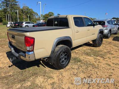 2016 Toyota Tacoma TRD Off-Road Crew Cab Medium Bed - zdjęcie 3 z 24 - miniatura