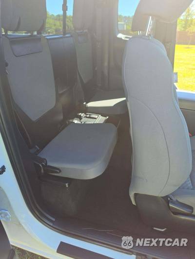 2022 Toyota Tacoma SR5 Extended Cab Long Bed w/Rear Doors - zdjęcie 13 z 18 - miniatura