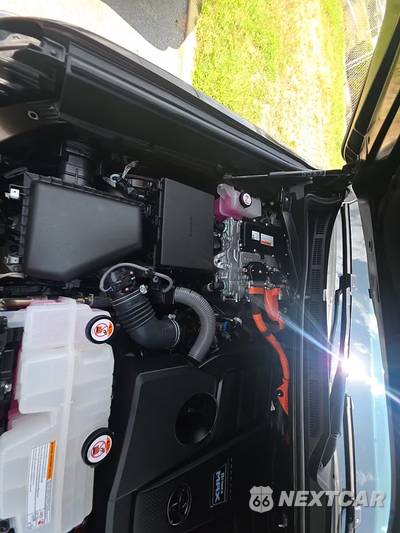 2025 Toyota Tundra i-FORCE MAX Limited Crew Cab Short Bed - zdjęcie 21 z 24 - miniatura