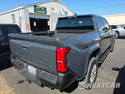 2025 Toyota Tacoma SR Crew Cab Medium Bed - zdjęcie 3 z 23 - miniatura