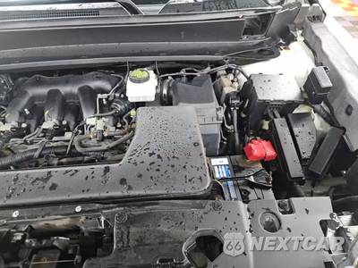 2018 Nissan Pathfinder SL - zdjęcie 26 z 28 - miniatura