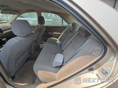 2005 Toyota Camry LE - zdjęcie 13 z 36 - miniatura