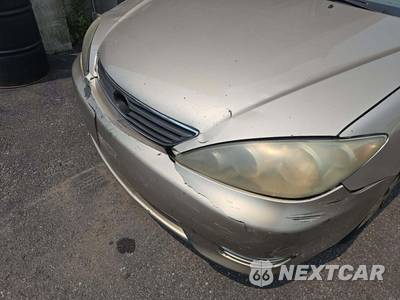 2005 Toyota Camry LE - zdjęcie 21 z 36 - miniatura