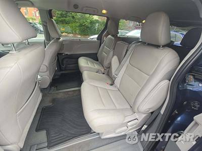 2020 Toyota XLE - zdjęcie 13 z 27 - miniatura