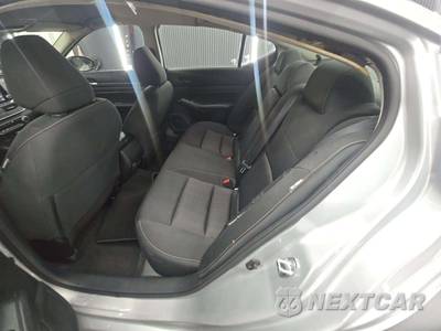 2024 Nissan Altima SV - zdjęcie 13 z 20 - miniatura