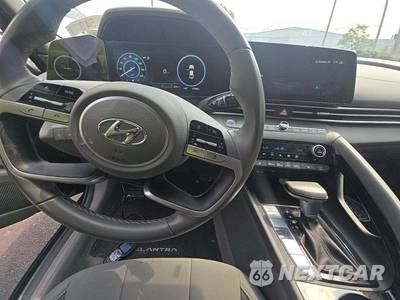 2023 Hyundai Elantra SEL - zdjęcie 10 z 25 - miniatura
