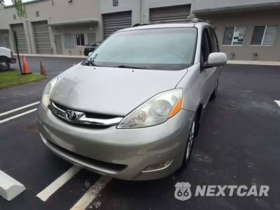 2007 Toyota Sienna XLE Limited Minivan 8-Passenger 119.3" WB
