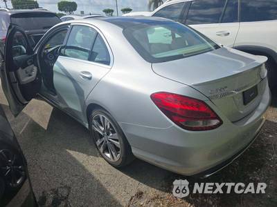 2017 Mercedes-Benz C 300 Sedan - zdjęcie 2 z 23 - miniatura