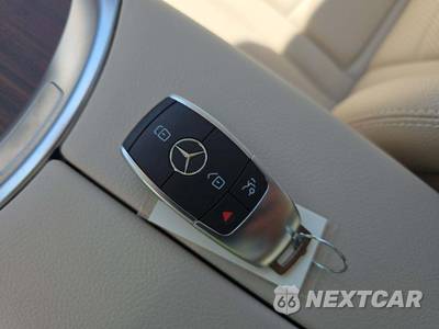 2022 Mercedes-Benz GLC 300 - zdjęcie 8 z 22 - miniatura
