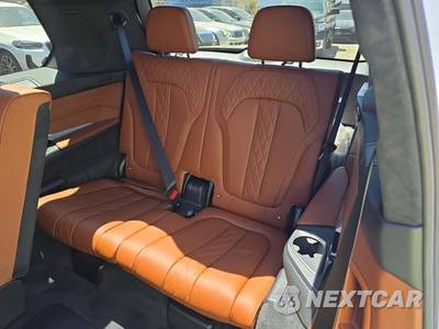 2022 BMW X7 Sports Activity Vehicle ALPINA XB7 - zdjęcie 14 z 33 - miniatura