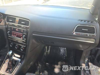 2019 Volkswagen Golf GTI S Hatchback - zdjęcie 19 z 26 - miniatura