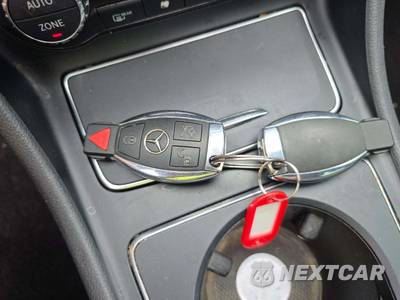 2018 Mercedes-Benz GLA 250 4MATIC - zdjęcie 8 z 31 - miniatura