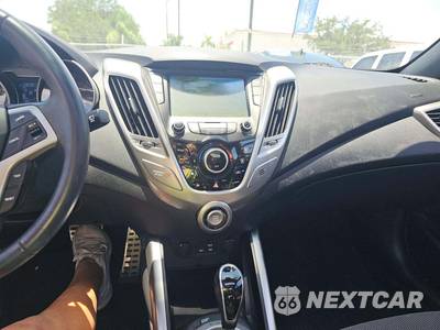 2016 Hyundai Veloster - zdjęcie 7 z 29 - miniatura