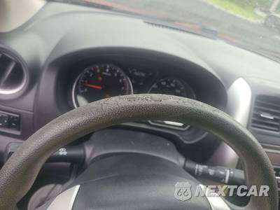 2018 Nissan Versa Sedan SV - zdjęcie 18 z 27 - miniatura