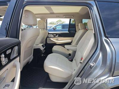 2022 Mercedes-Benz GLS 580 4MATIC - zdjęcie 13 z 21 - miniatura