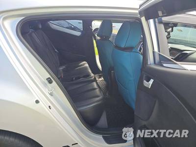 2014 Hyundai Veloster Turbo w/Blue Interior - zdjęcie 13 z 20 - miniatura