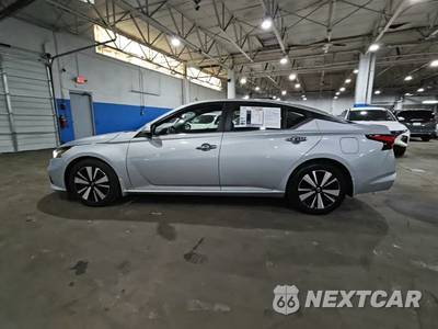 2022 Nissan Altima SV - zdjęcie 2 z 23 - miniatura