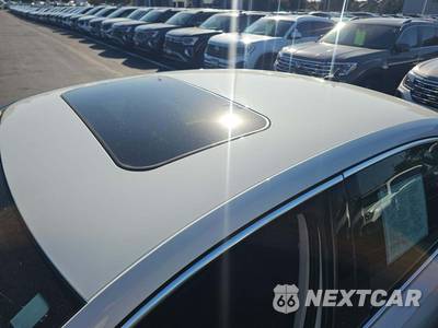 2022 Volkswagen Passat 2.0T SE - zdjęcie 12 z 24 - miniatura