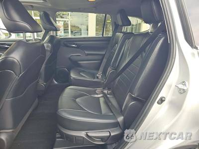 2022 Toyota Highlander XLE - zdjęcie 13 z 21 - miniatura