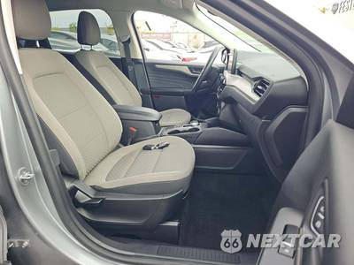 2022 Ford Escape SE - zdjęcie 18 z 27 - miniatura