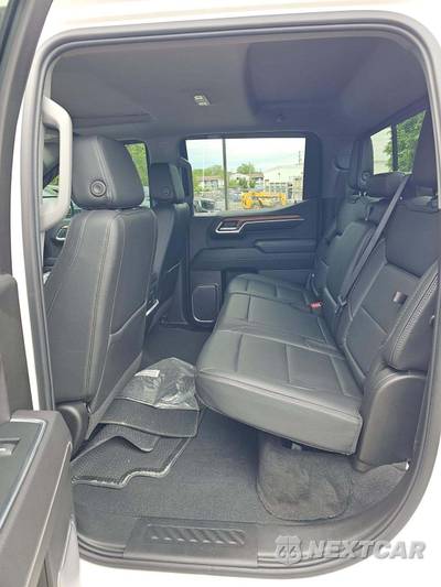 2022 GMC Sierra 1500 Denali Crew Cab Short Bed - zdjęcie 13 z 20 - miniatura
