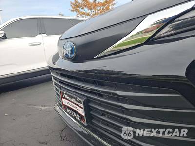 2022 Toyota Sienna XLE 7-Passenger 120.5" WB - zdjęcie 22 z 22 - miniatura
