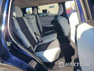 2025 Mitsubishi Outlander Trail Edition - zdjęcie 17 z 21 - miniatura