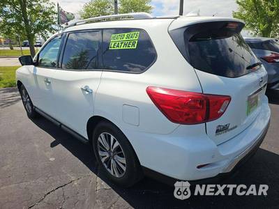 2019 Nissan Pathfinder SL - zdjęcie 2 z 28 - miniatura