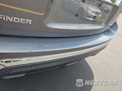 2018 Nissan Pathfinder S - zdjęcie 22 z 24 - miniatura