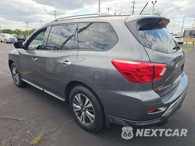 2018 Nissan Pathfinder S - zdjęcie 2 z 24 - miniatura