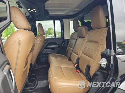2021 Jeep Wrangler Unlimited Sahara - zdjęcie 13 z 22 - miniatura