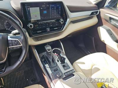 2022 Toyota Highlander Platinum - zdjęcie 10 z 20 - miniatura