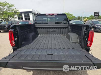 2026 GMC Sierra 1500 Denali Ultimate Crew Cab Short Bed - zdjęcie 14 z 20 - miniatura