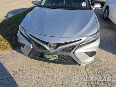 2018 Toyota Camry SE - zdjęcie 22 z 43 - miniatura