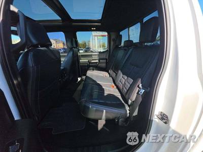 2019 Ford F-150 Lariat Crew Cab Short Bed - zdjęcie 13 z 23 - miniatura