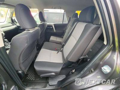 2021 Toyota 4Runner SR5 - zdjęcie 13 z 29 - miniatura