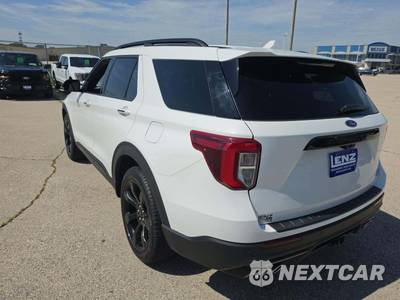 2024 Ford Explorer ST - zdjęcie 2 z 22 - miniatura