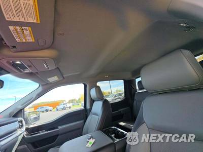 2022 Ford F-150 LARIAT Crew Cab Short Bed - zdjęcie 11 z 28 - miniatura