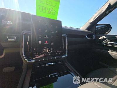 2026 GMC Yukon Denali 5SA - zdjęcie 10 z 23 - miniatura