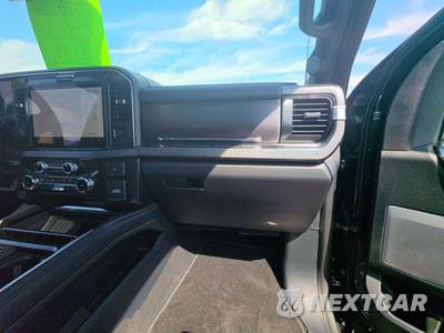 2026 Ford Super Duty F-450 Platinum Crew Cab Long Bed DRW - zdjęcie 19 z 21 - miniatura