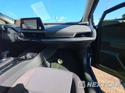 2025 Toyota Prius LE - zdjęcie 19 z 29 - miniatura