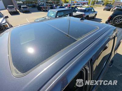 2022 Toyota Tundra Hybrid Platinum Crew Cab Short Bed - zdjęcie 12 z 24 - miniatura
